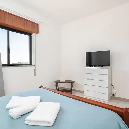 Blife Marya Private - Airport Homestay szállás Faro