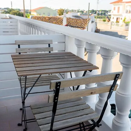 Homestay Blife Marya Private - Airport Faro