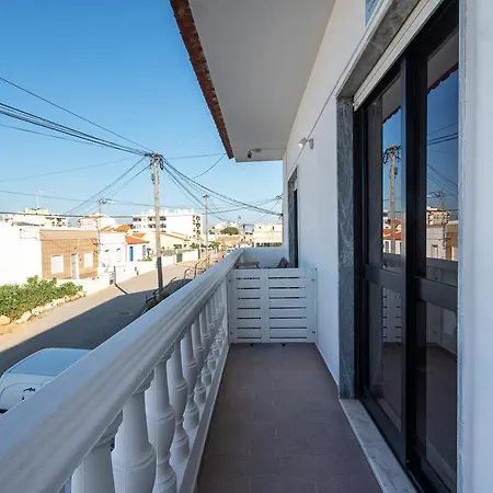 Homestay Blife Marya Private - Airport Faro