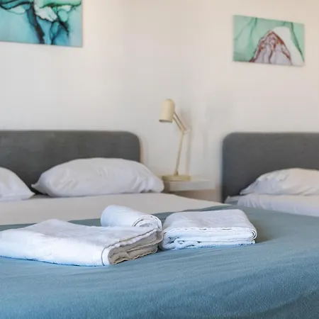 Blife Marya Private - Airport Homestay Faro