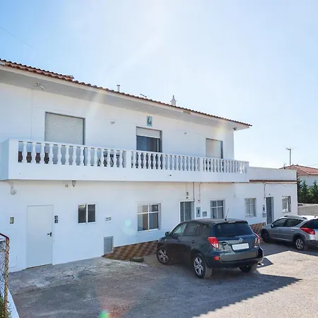 Homestay Blife Marya Private - Airport Faro