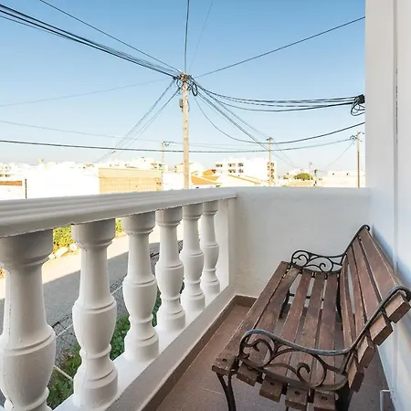 Homestay Blife Marya Private - Airport Faro